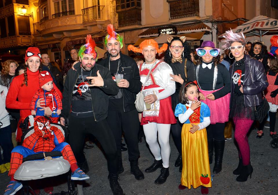 Fotografías de Carnaval en la calle de Cabra